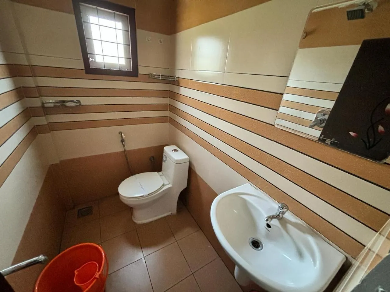 Breezevalley Resort Munnar Hotel