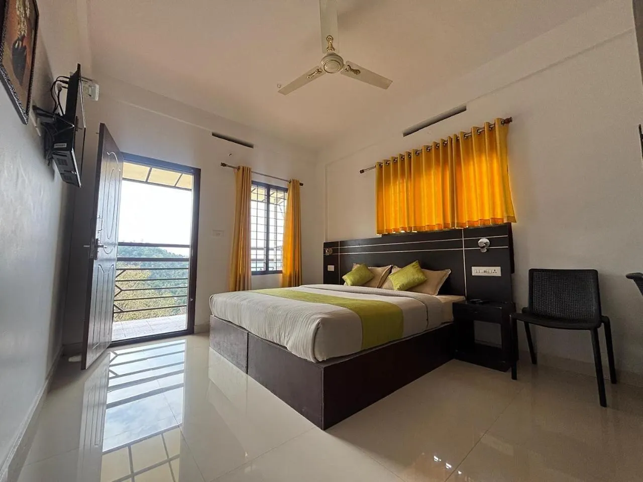 Breezevalley Resort Munnar