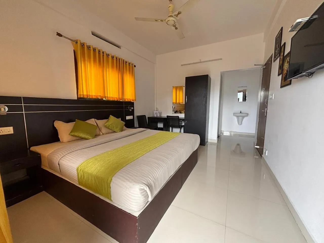 Breezevalley Resort Munnar India